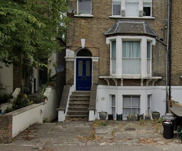 Parking on Tufnell Park Road, N7