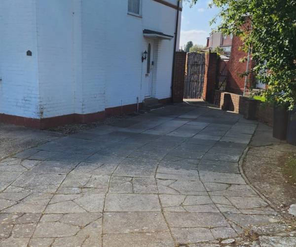 Brookfield Avenue, NW7