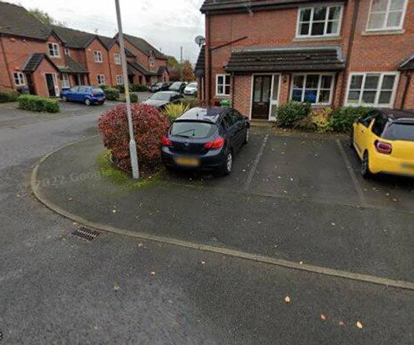 Parking on Anchorside Close, M21