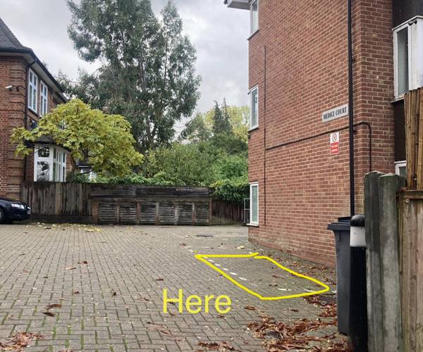Hillfield Avenue, N8