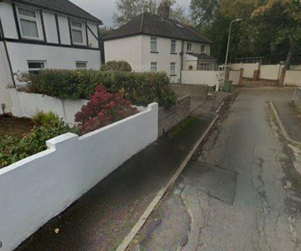 Parking on Park Crescent, CF14