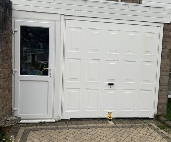 Parking on Montrose Close, GU16