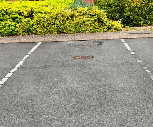 Parking on Spring Lane, WR5