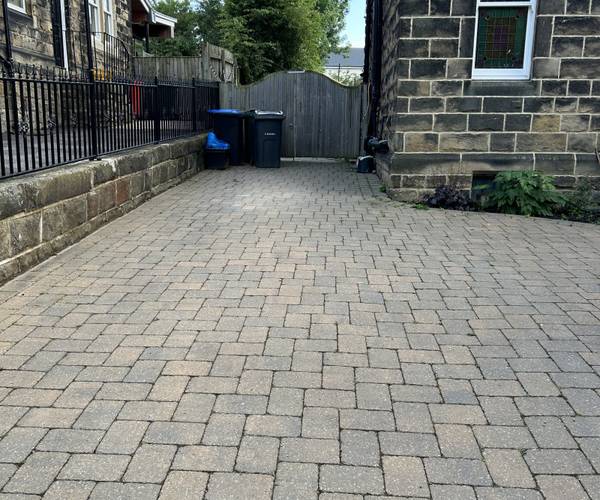 Parking on Station Road, LS29