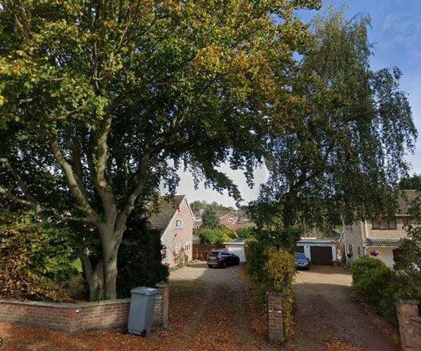 Parking on Fakenham Road, NR8