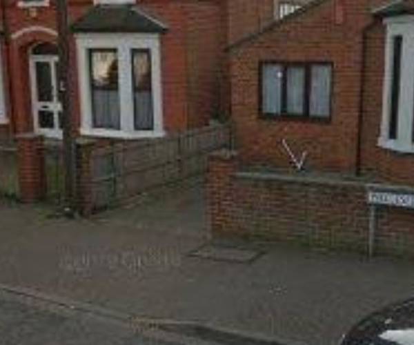 Parking on Wellesley Road, CO15