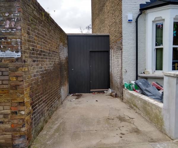 Kiver Road, N19