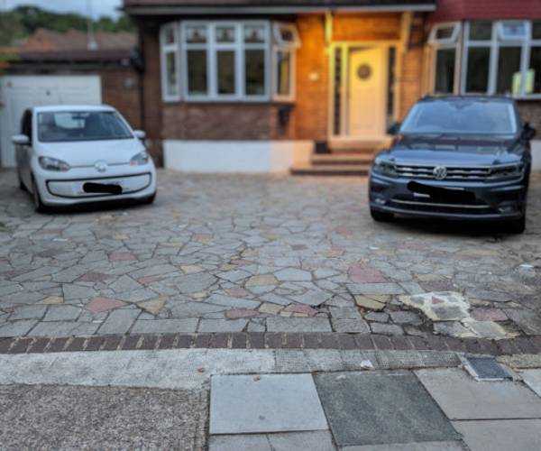Parking on East Walk, EN4