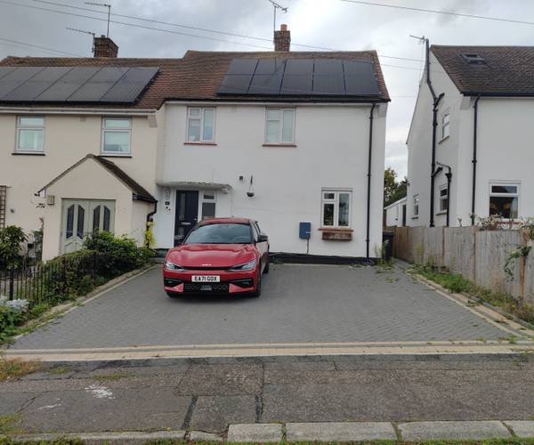 Parking on Felstead Road, IG10
