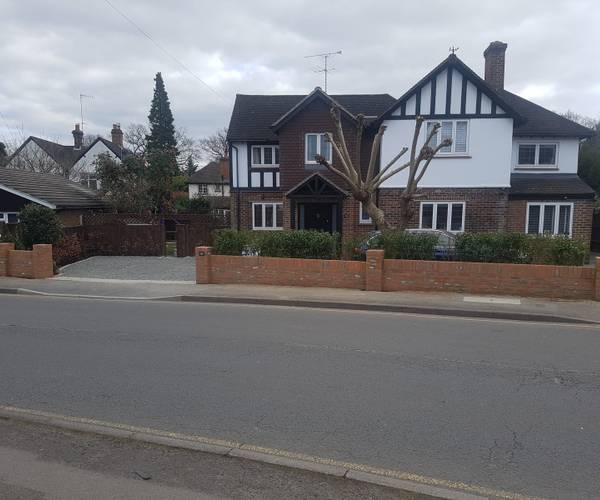 Parking on Oriental Road, GU22