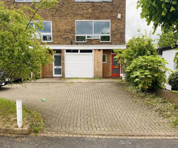 Parking on Border Road, SE26