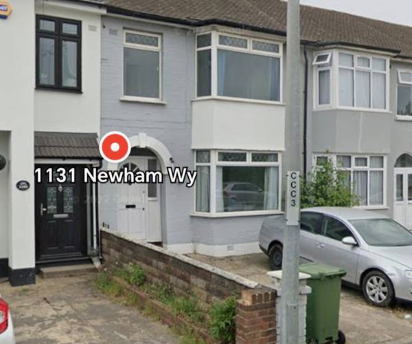 Parking on Newham Way, E6
