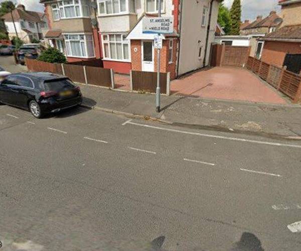 Parking on Nield Road, UB3