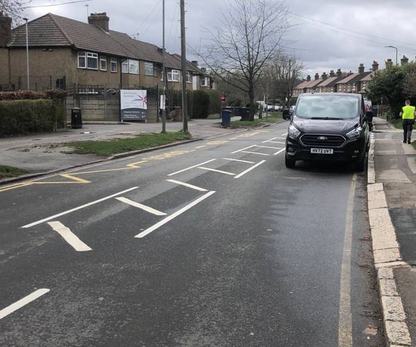 Parking on Barnet Lane, EN5