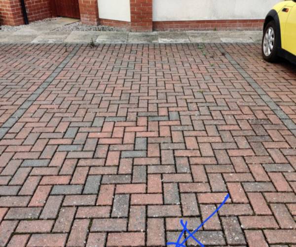 Parking on Hattersley Way, LE2