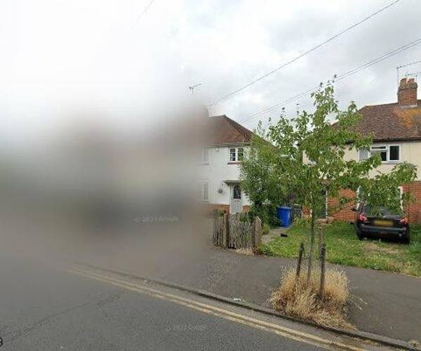 Dedworth Road, SL4