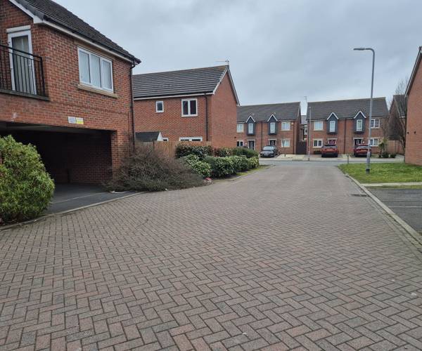 Parking on Keble Road, L20