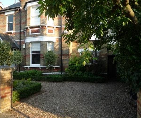 Parking on Ennerdale Road, TW9