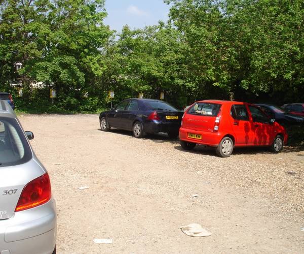 Parking space on Bedford Place, CR0