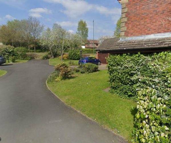 Littleton Croft, B91