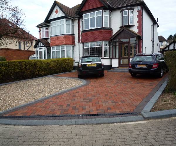 Parking on Kingsway, HA9