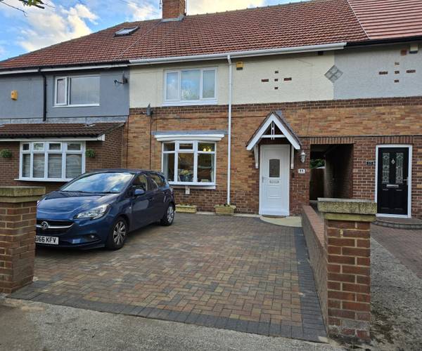 Parking on Nettleham Road, SR5