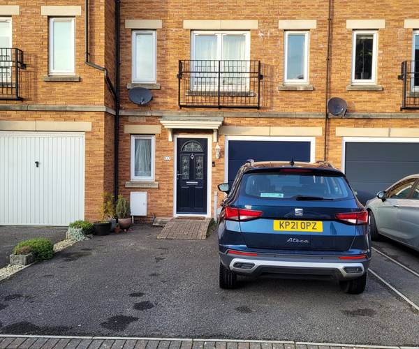 Parking on Clos Dewi Sant, CF11