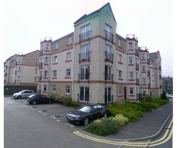 Parking on Sinclair Place, EH11