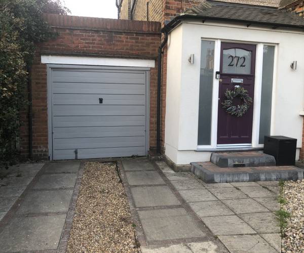Parking on Nelson Road, TW2