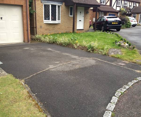 Parking space on Leafield Copse