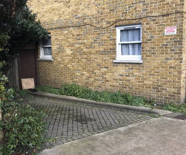 Parking on Harwood Terrace, SW6