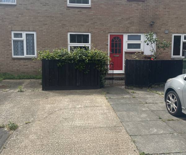 Parking on Dressington Avenue, SE4