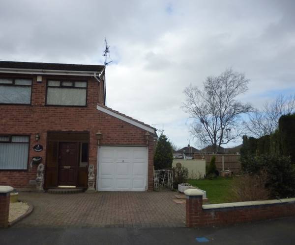 Parking on Downside Drive, L10