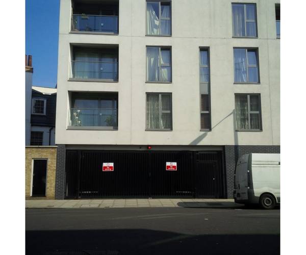 Parking space on Vauxhall Bridge Road