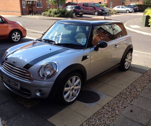 Parking on Causton Gardens, SO50