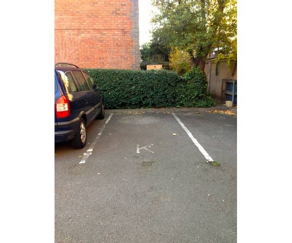 Parking space on Scotts Road, W12