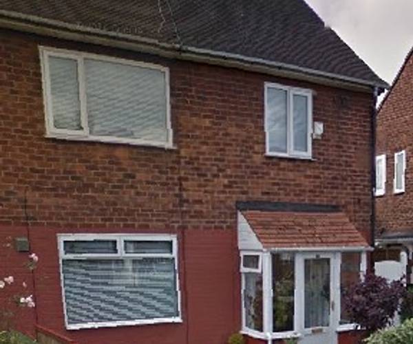 Parking on Kingsdown Road, M22