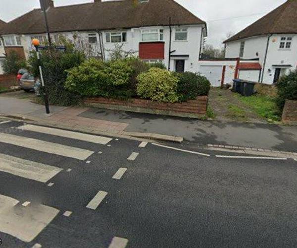 Parking on Tennison Road, SE25