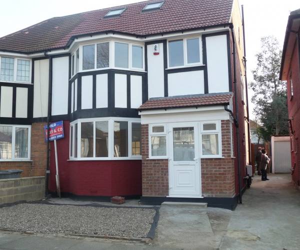 Vivian Avenue, HA9