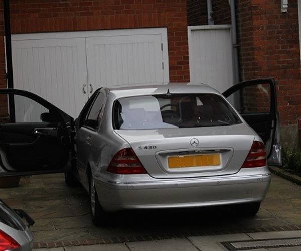 Parking on Woodstock Road, W4