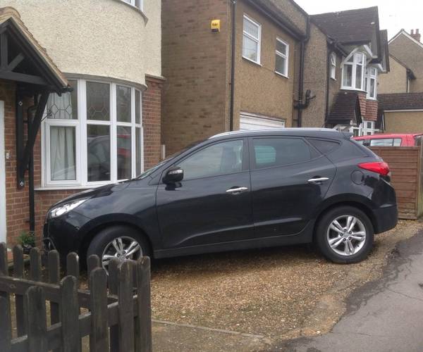 Parking on Soulbury Road, LU7