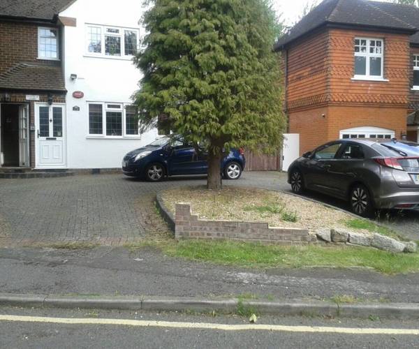 Parking on Westfield Park, HA5