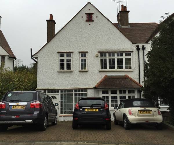 Parking on Hodford Road, NW11