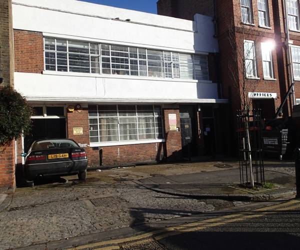 Parking on Tudor Road, E9