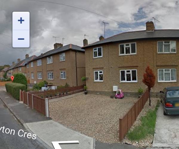Parking on Clayton Crescent, TW8