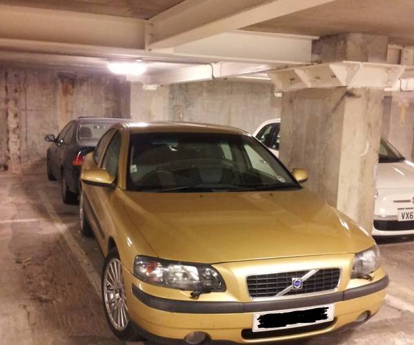 Parking space on Beckhampton Street, SN1