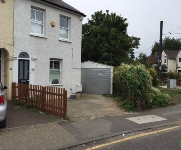 Parking on Hartfield Crescent, SW19