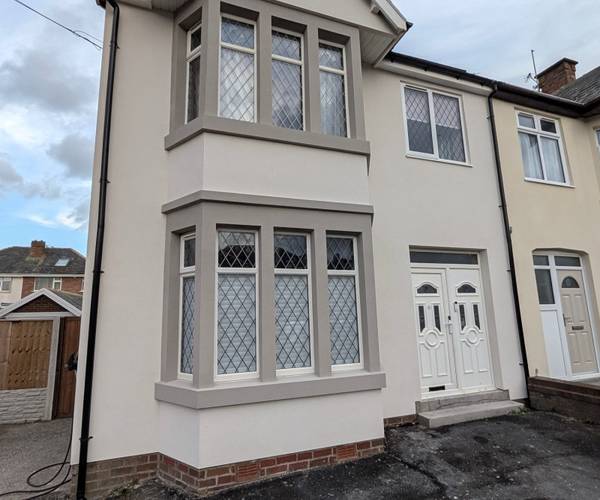 Napier Avenue, FY4