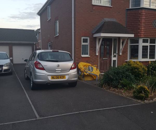 Parking on Heol Terrell, CF11