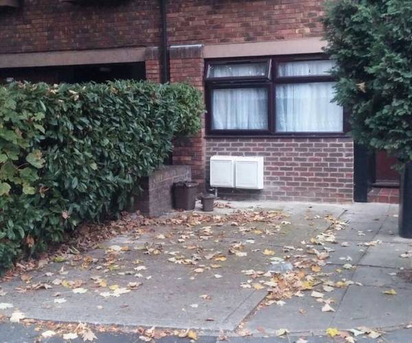 Parking on Allendale Close, SE5